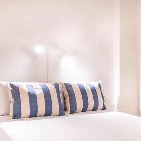 Apartment Spacious And Elegant Oasis In The Best Location Barcelona