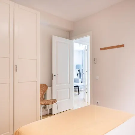 Spacious And Elegant Oasis In The Best Location Apartment Barcelona