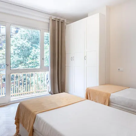 Spacious And Elegant Oasis In The Best Location *